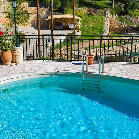 Kaminaki Dora * Nisaki (Corfu)