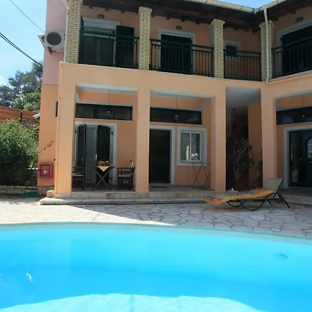 Appartement Kaminaki Dora *