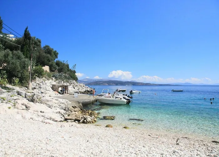 Kaminaki Dora Daire Nisaki (Corfu)